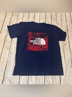 The North Face Men's Navy Blue T-Shirt with Red Graphic Logo Adult Small
